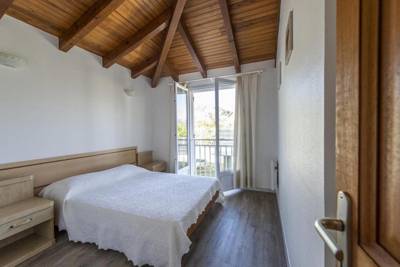 Terrasse De Malbeccu Villa Casamaccioli Екстериор снимка